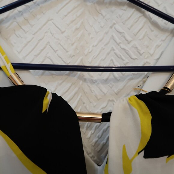 Sangria Long Halter Back Neck Tie Dress V Neckline Gold Accents - Picture 2 of 8